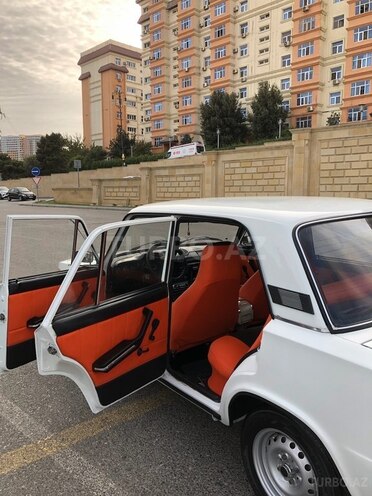 LADA (VAZ) 21011 1979, 100,000 km - 1.3 л - Bakı