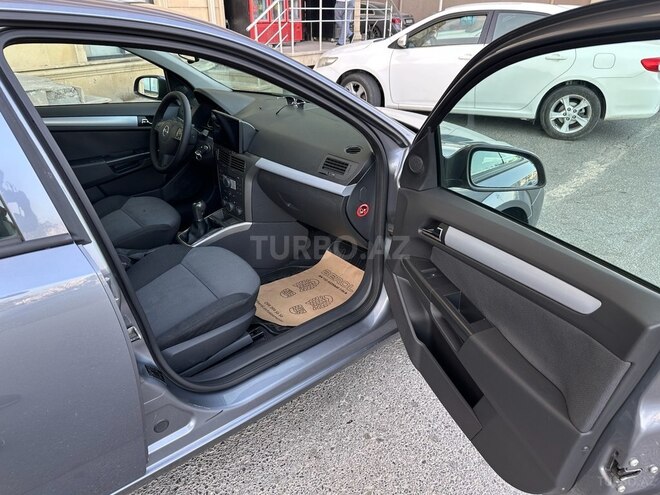 Opel Astra 2005, 270,000 km - 1.3 l - Bakı