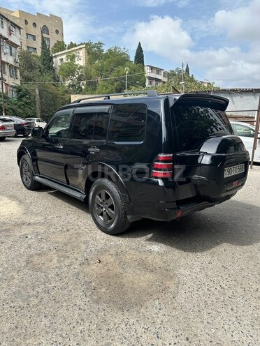 Mitsubishi Pajero 2007, 280,000 km - 3.0 l - Bakı