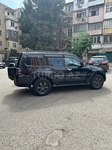 Mitsubishi Pajero 2007, 280,000 km - 3.0 l - Bakı