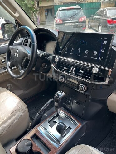 Mitsubishi Pajero 2007, 280,000 km - 3.0 l - Bakı