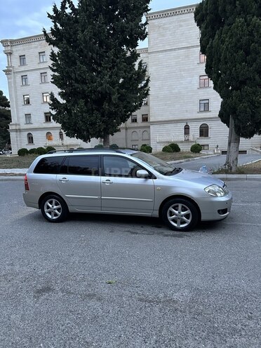 Toyota Corolla 2006, 339,000 km - 1.4 l - Bakı