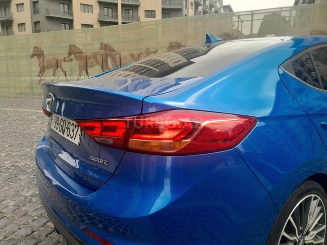Hyundai Elantra 2017, 56,900 km - 1.6 л - Bakı