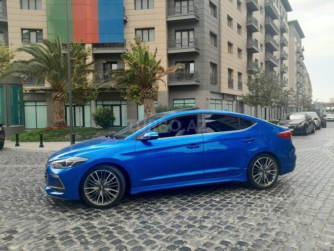Hyundai Elantra 2017, 56,900 km - 1.6 л - Bakı