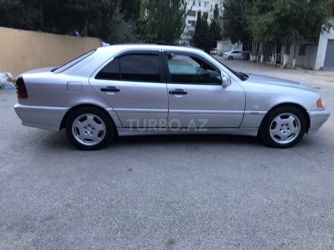 Mercedes C 240 1998, 287,000 km - 2.6 l - Sumqayıt