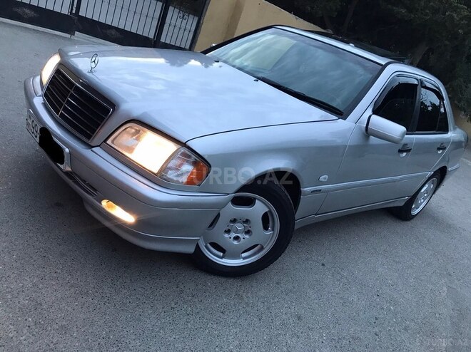 Mercedes C 240 1998, 287,000 km - 2.6 l - Sumqayıt