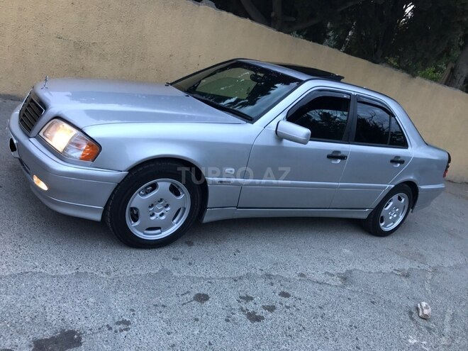 Mercedes C 240 1998, 287,000 km - 2.6 l - Sumqayıt