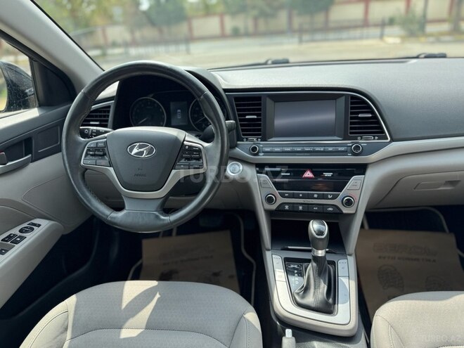 Hyundai Elantra 2018, 138,000 km - 2.0 л - Bakı
