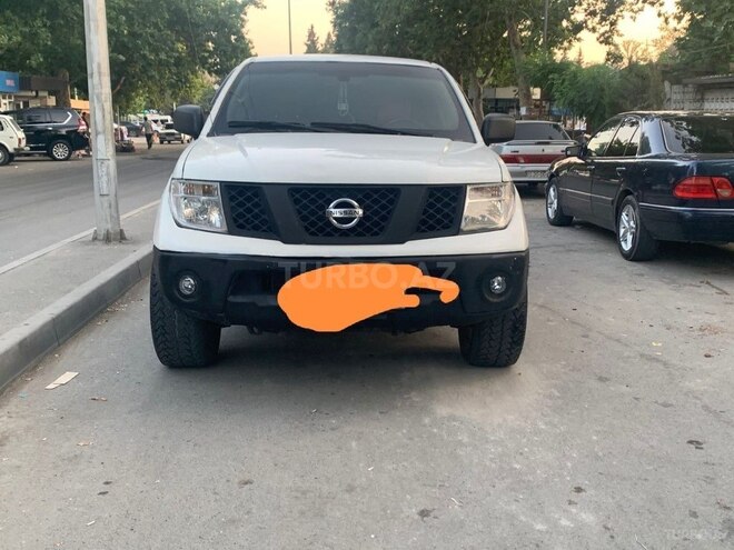 Nissan Navara 2012, 380,000 km - 2.5 l - Bakı