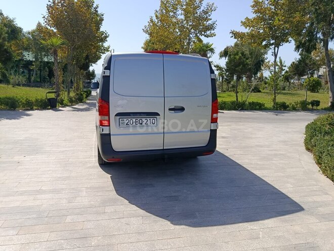 Mercedes  2017, 222,000 km - 2.1 l - Bakı