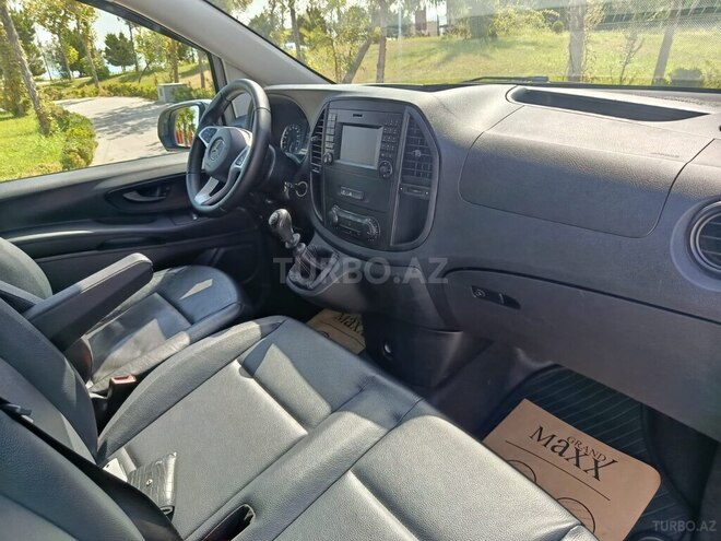 Mercedes  2017, 222,000 km - 2.1 l - Bakı