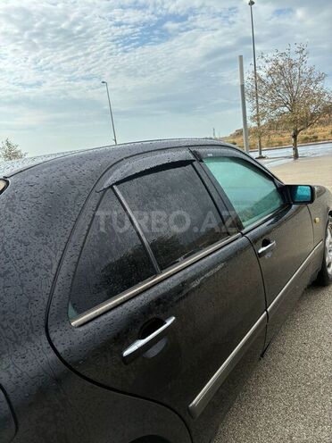 Mercedes E 220 1999, 391,888 km - 2.2 l - Bakı