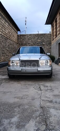 Mercedes E 200 1993, 710,000 km - 2.0 l - Bakı