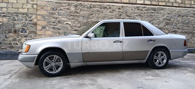 Mercedes E 200 1993, 710,000 km - 2.0 l - Bakı