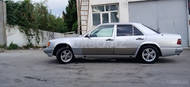 Mercedes E 200 1993, 710,000 km - 2.0 l - Bakı