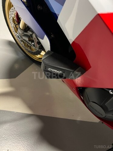 Honda CBR 1000-10
