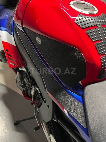 Honda CBR 1000-9