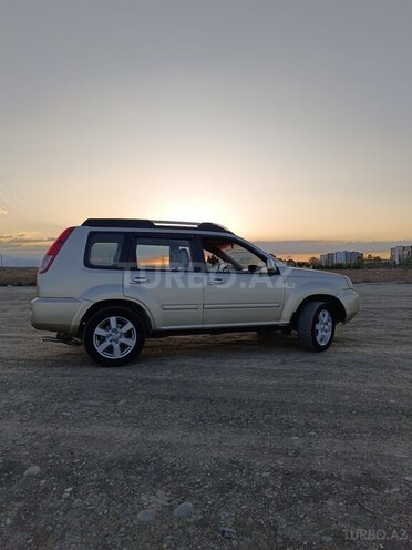 Nissan X-Trail 2004, 222,000 km - 2.5 l - Yevlax