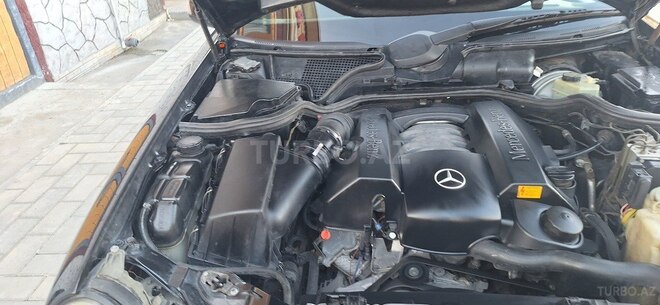 Mercedes E 240 2000, 256,705 km - 2.4 l - Sabirabad