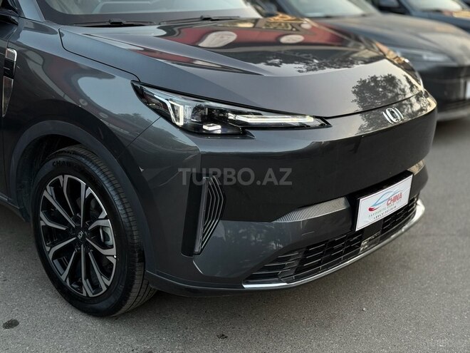 Changan Qiyuan Q05-4
