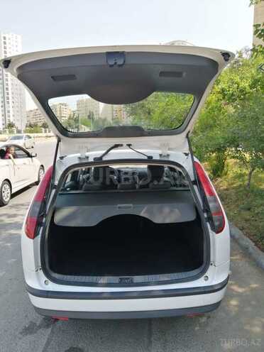 Ford Focus-5