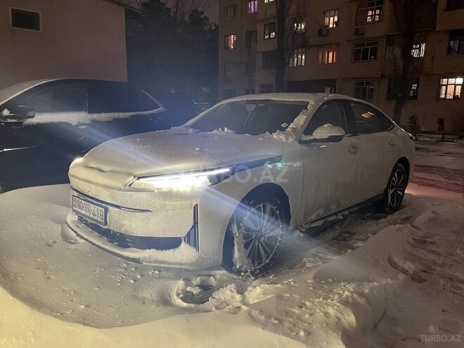 Changan Qiyuan A05 2025, 48,000 km - 1.5 l - Bakı