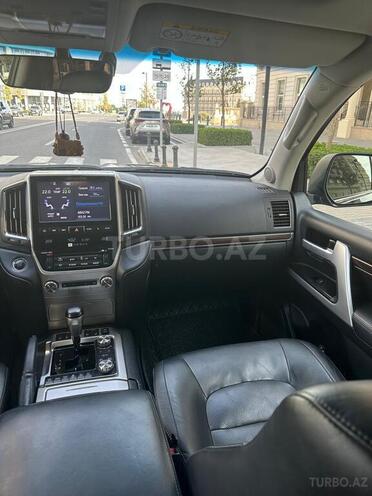 Toyota Land Cruiser 2017, 205,550 km - 4.6 л - Bakı