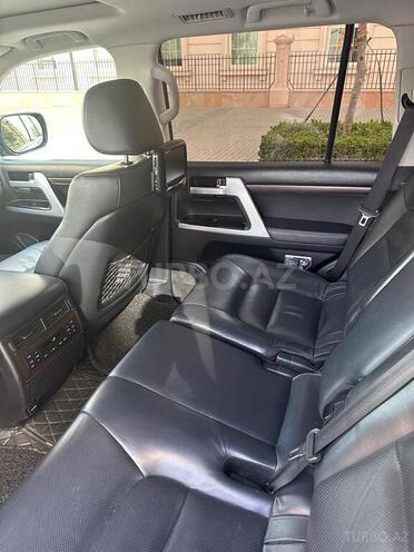 Toyota Land Cruiser 2017, 205,550 km - 4.6 л - Bakı
