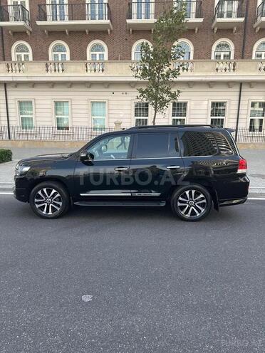 Toyota Land Cruiser 2017, 205,550 km - 4.6 л - Bakı