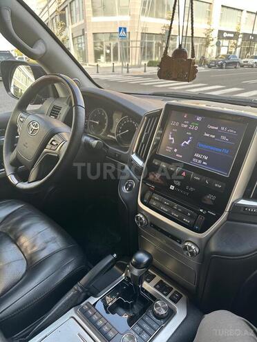 Toyota Land Cruiser 2017, 205,550 km - 4.6 л - Bakı