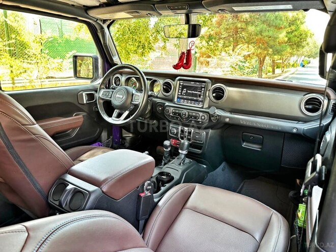 Jeep Wrangler-10
