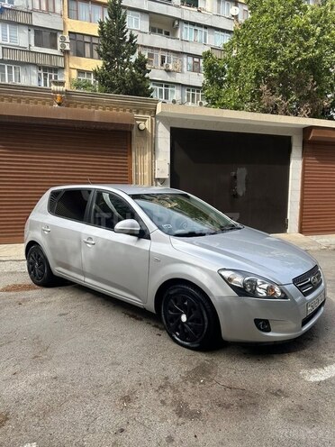Kia Ceed 2008, 377,000 km - 1.6 л - Bakı