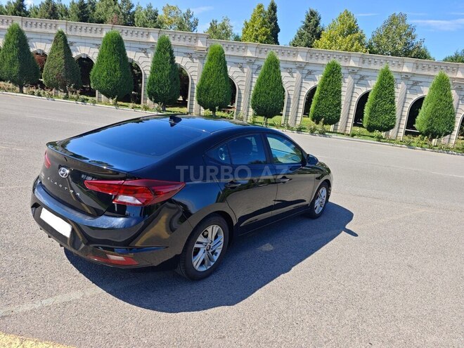 Hyundai Elantra 2018, 64,374 km - 2.0 l - Gəncə