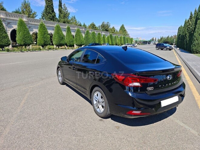 Hyundai Elantra 2018, 64,374 km - 2.0 l - Gəncə