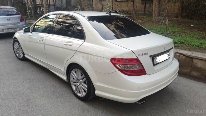Mercedes C 300 2010, 175,000 km - 3.0 л - Bakı
