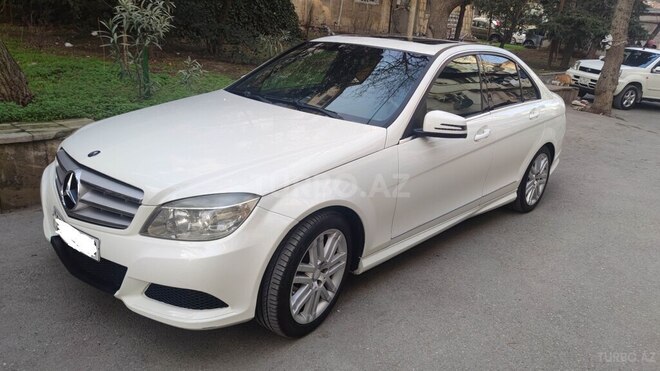 Mercedes C 300 2010, 175,000 km - 3.0 л - Bakı