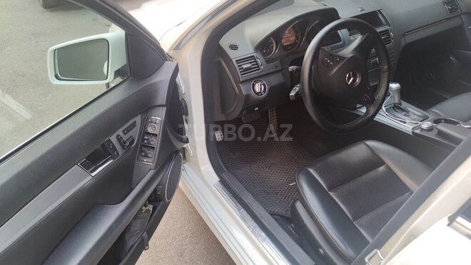 Mercedes C 300 2010, 175,000 km - 3.0 л - Bakı