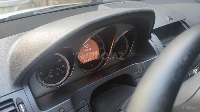Mercedes C 300 2010, 175,000 km - 3.0 л - Bakı