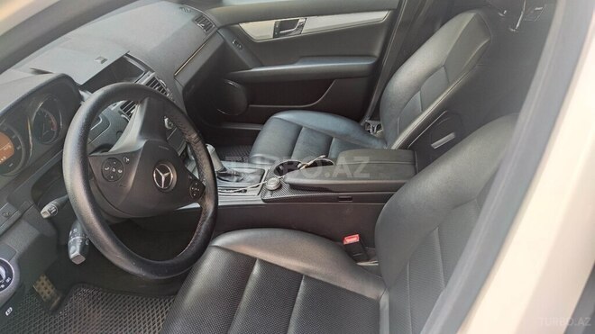 Mercedes C 300 2010, 175,000 km - 3.0 л - Bakı