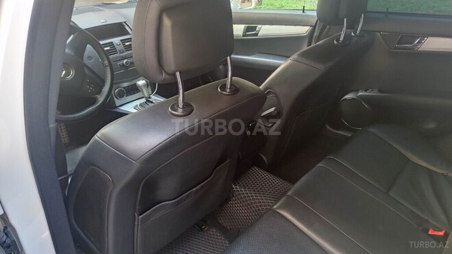 Mercedes C 300 2010, 175,000 km - 3.0 л - Bakı