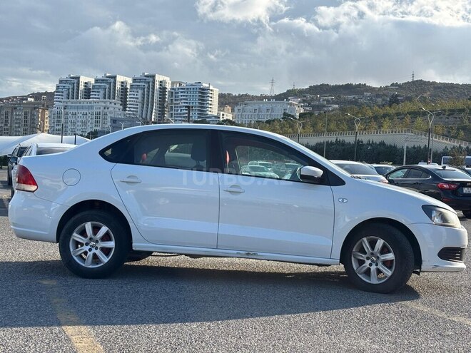 Volkswagen Polo 2012, 310,000 km - 1.6 l - Bakı