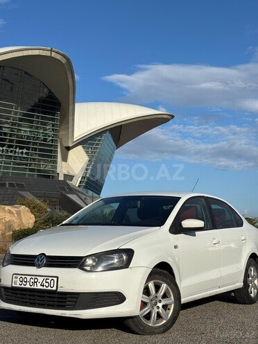 Volkswagen Polo 2012, 310,000 km - 1.6 l - Bakı