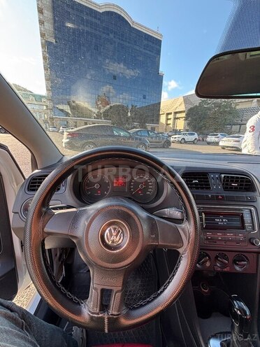 Volkswagen Polo 2012, 310,000 km - 1.6 l - Bakı