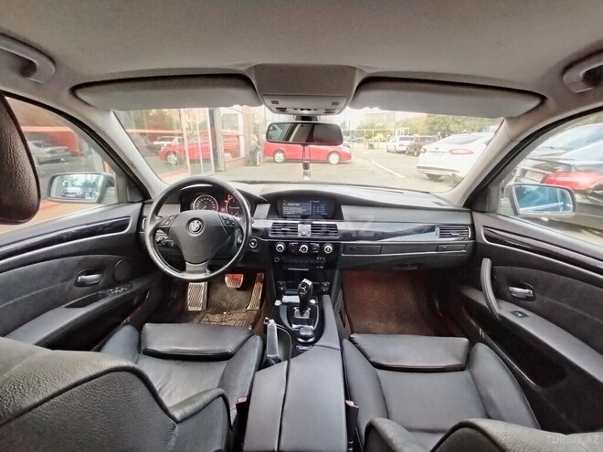 BMW 520-18