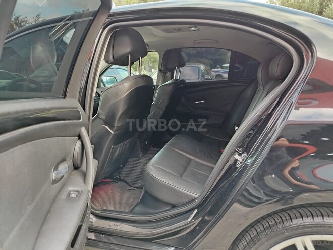 BMW 520-23