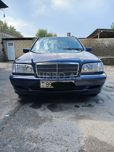 Mercedes C 200 1999, 200,000 km - 2.0 l - Ucar