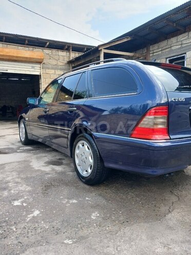 Mercedes C 200 1999, 200,000 km - 2.0 l - Ucar