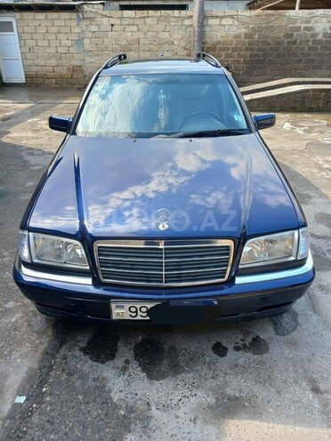 Mercedes C 200 1999, 200,000 km - 2.0 l - Ucar