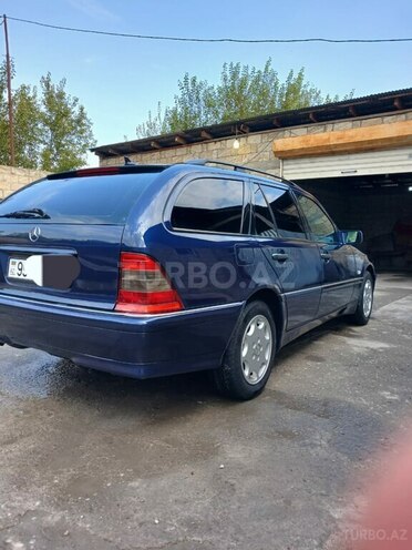 Mercedes C 200 1999, 200,000 km - 2.0 l - Ucar