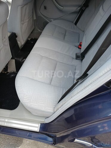Mercedes C 200 1999, 200,000 km - 2.0 l - Ucar